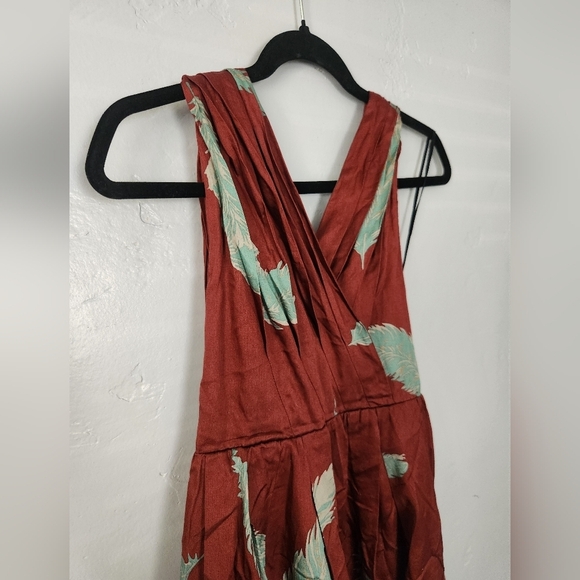 Marc Jacobs Fit And Flared Halter Cotton Maroon Wrap Neckline Runway Dress Sz 0 - Picture 6 of 9